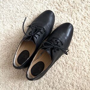 Women’s Frye Black Oxford Leather Shoes 8